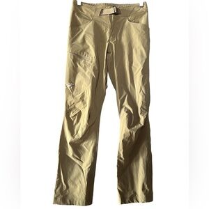 Arc'teryx the Lefroy Men's Beige Pants size 28 short.